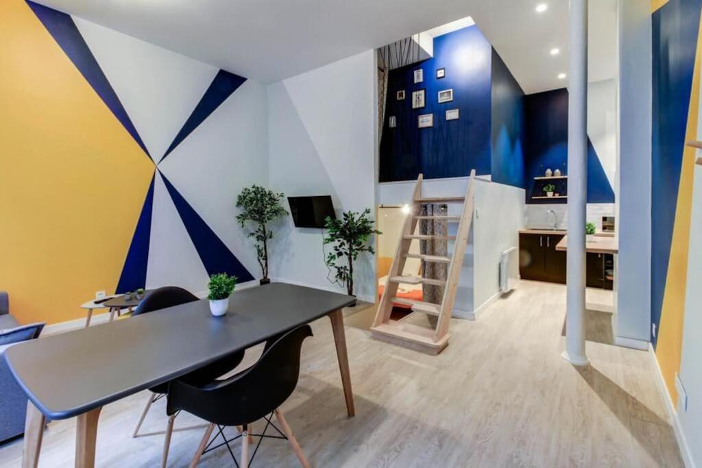 Appartement Le Berlier 60M2 + Cour Privee - Centre Historique à Dijon Extérieur photo